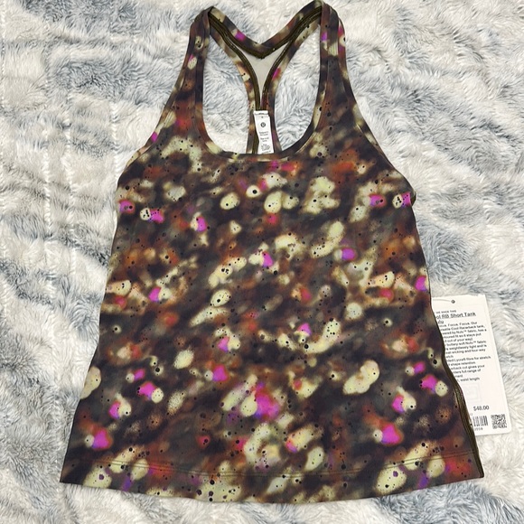 lululemon athletica Tops - NWT. Lululemon cool RB short tank.